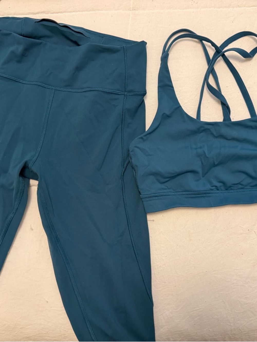 lululemon bermuda teal FULL SET - size 8